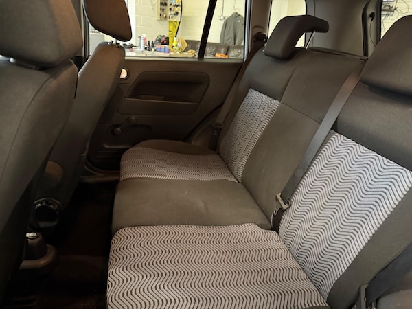 Used Ford Fusion 2006 for sale - 76084094: Photo 13
