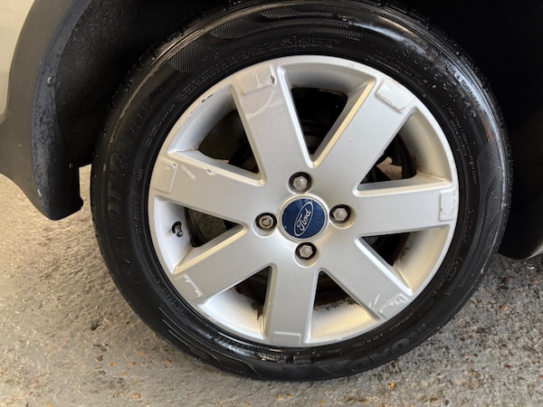 Used Ford Fusion 2006 for sale - 76084094: Photo 27