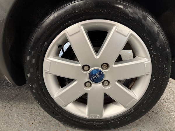 Used Ford Fusion 2006 for sale - 76084094: Photo 30