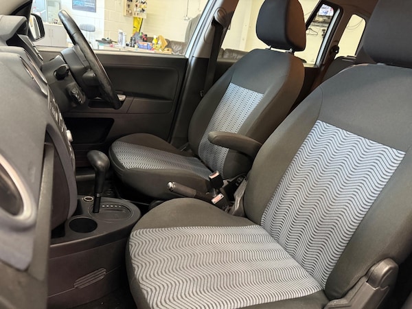 Used Ford Fusion 2006 for sale - 76084094: Photo 34