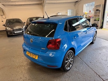 Used Volkswagen Polo 2015 for sale - 75940617: Photo
