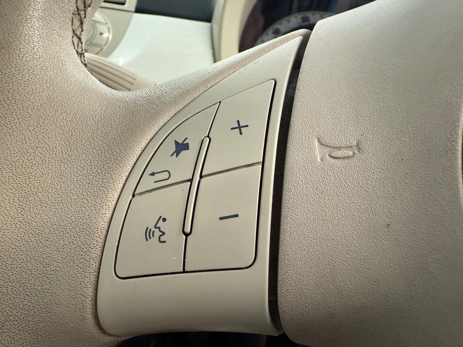 Used Fiat 500 2015 for sale - 78171089: Photo 11