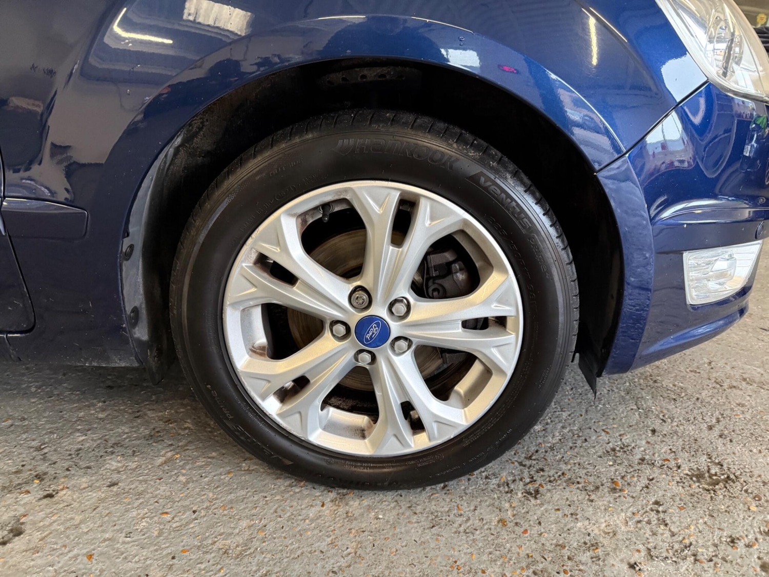 Used Ford Galaxy 2012 for sale - 76976730: Photo 2