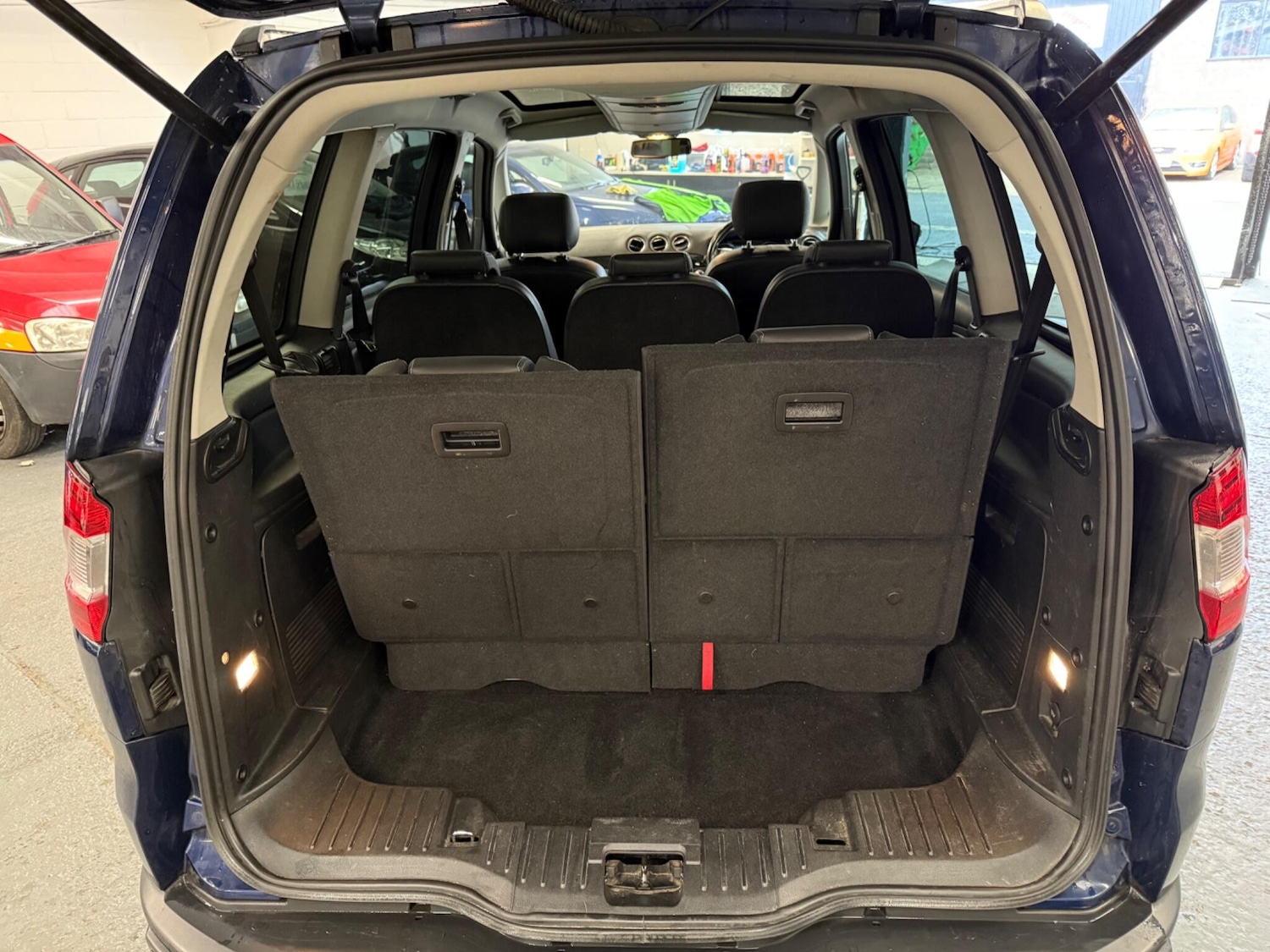 Used Ford Galaxy 2012 for sale - 76976730: Photo 20