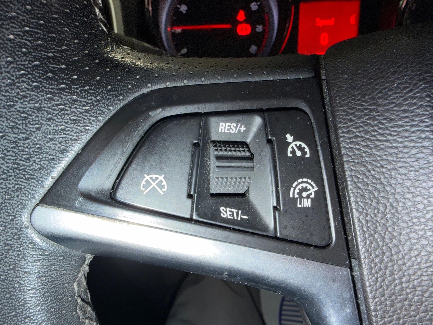 Used Vauxhall Astra GTC 2013 for sale - 77550159: Photo 17