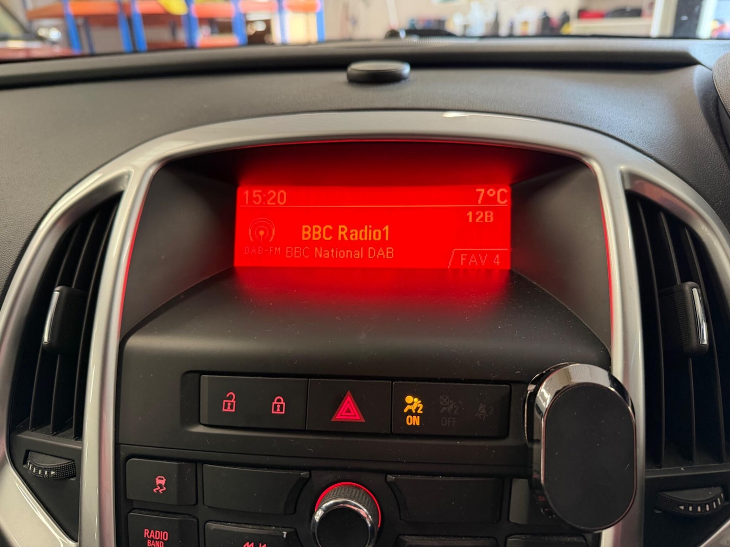 Used Vauxhall Astra GTC 2013 for sale - 77550159: Photo 23