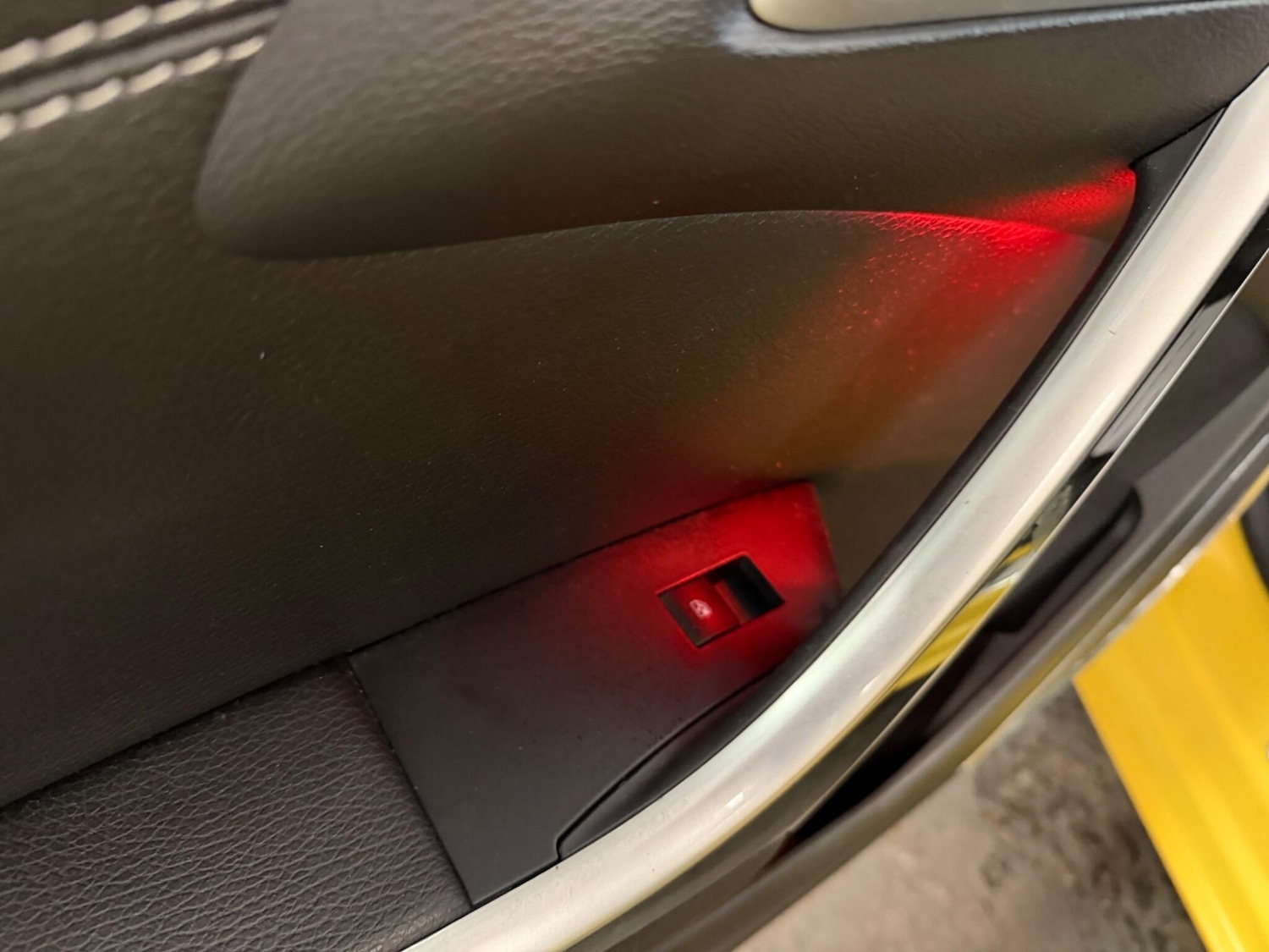 Used Vauxhall Astra GTC 2013 for sale - 77550159: Photo 31