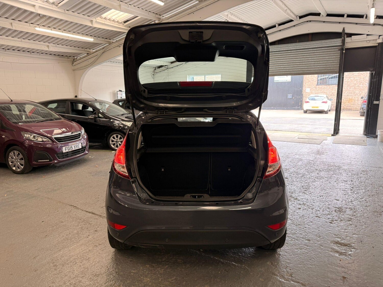 Used Ford Fiesta 2014 for sale - 75839408: Photo 32