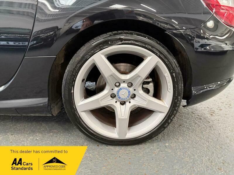 Used Mercedes-Benz SLK 2012 for sale - 76987914: Photo 26