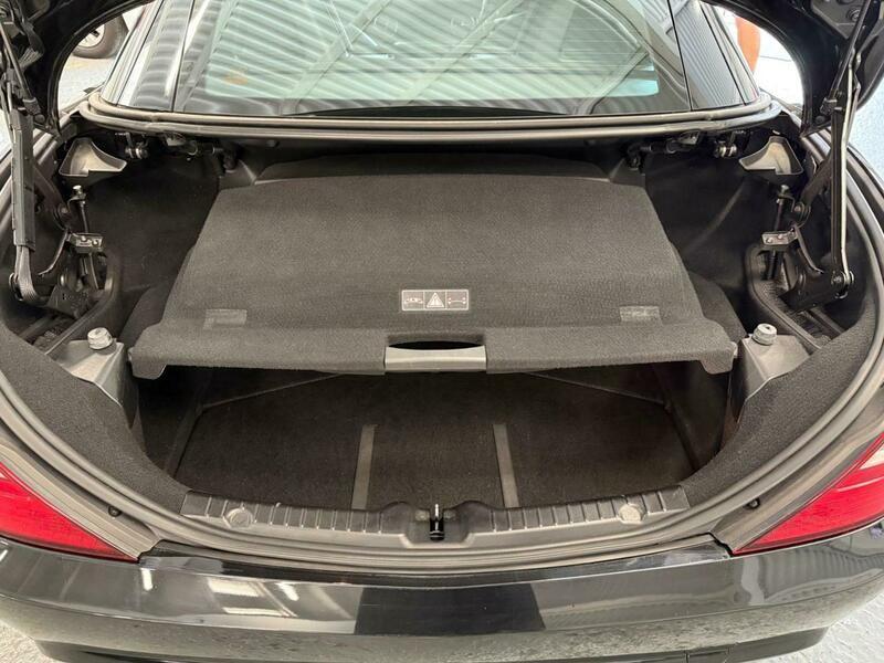 Used Mercedes-Benz SLK 2012 for sale - 76987914: Photo 32