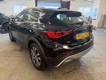 Used Infiniti QX30 2016 for sale - 78822988: Photo