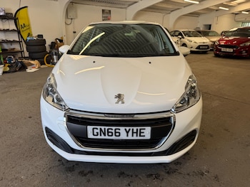 Used Peugeot 208 2016 for sale - 79026255: Photo
