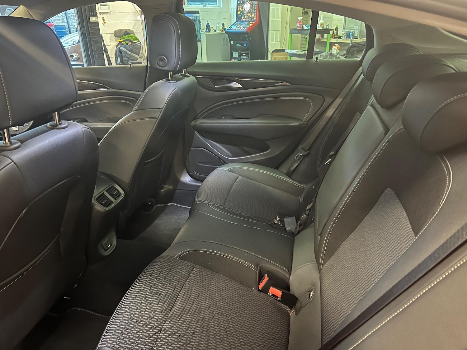 Used Vauxhall Insignia 2019 for sale - 77305645: Photo 11