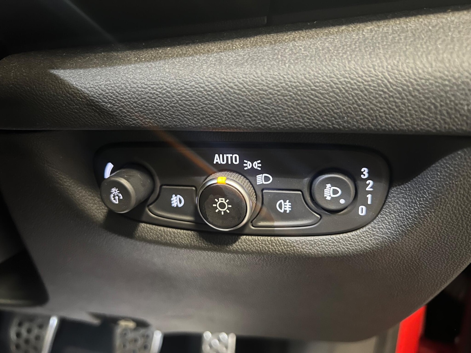 Used Vauxhall Insignia 2019 for sale - 77305645: Photo 12