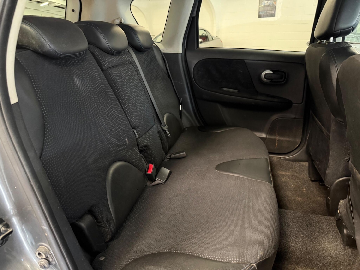 Used Nissan Note 2012 for sale - 76988623: Photo 14