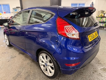 Used Ford Fiesta 2015 for sale - 77478752: Photo