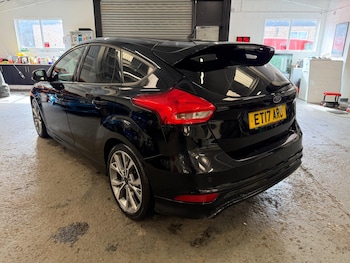 Used Ford Focus 2017 for sale - 77977933: Photo