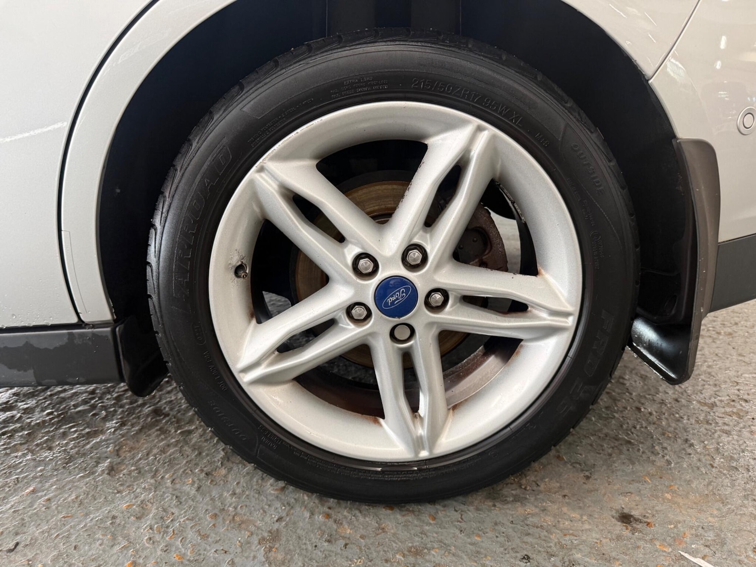 Used Ford C-Max 2016 for sale - 76659116: Photo 24