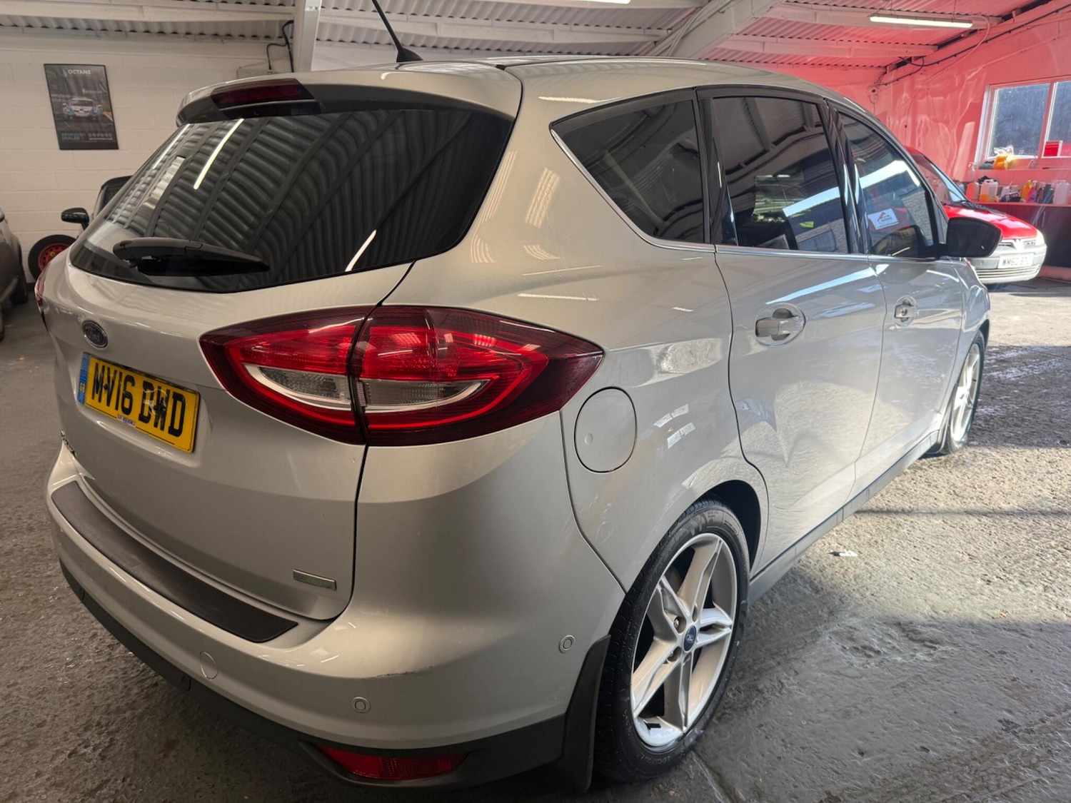 Used Ford C-Max 2016 for sale - 76659116: Photo 6