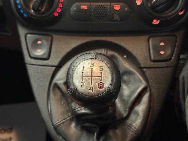 Used Abarth 595 2015 for sale - 76239545: Photo 11
