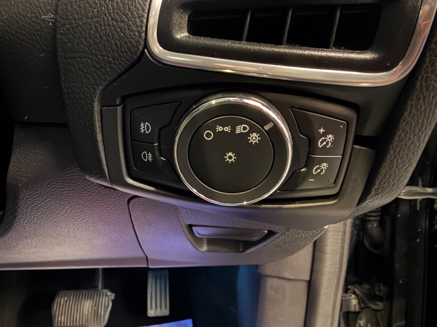 Used Ford Focus 2012 for sale - 77783072: Photo 15