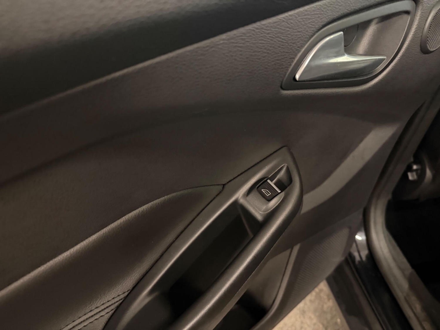 Used Ford Focus 2012 for sale - 77783072: Photo 22