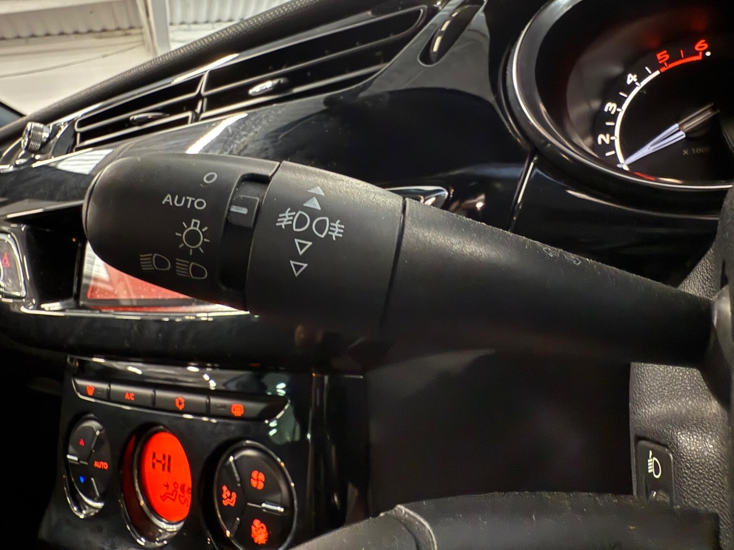 Used Citroen DS3 2014 for sale - 76084573: Photo 17