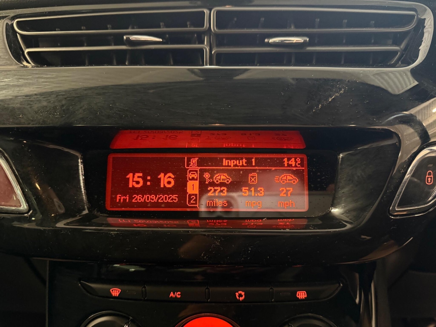Used Citroen DS3 2014 for sale - 76084573: Photo 27
