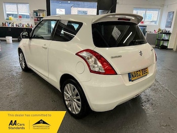 Used Suzuki Swift 2012 for sale - 76239841: Photo