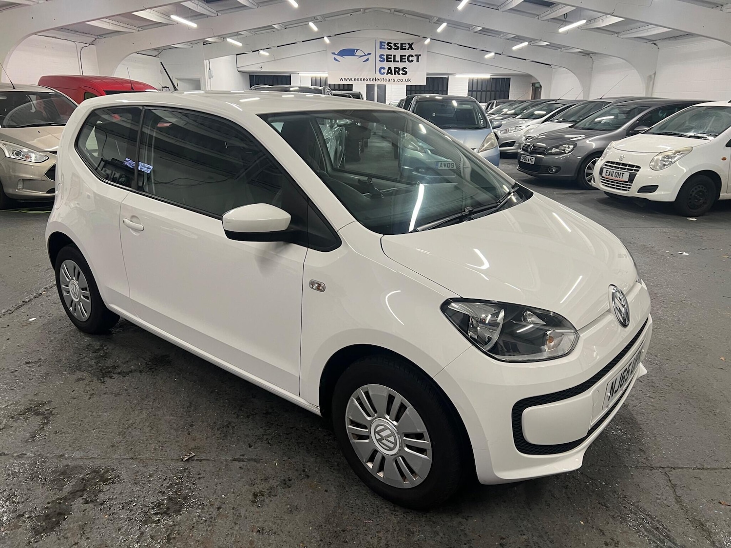 Used Volkswagen up! 2015 for sale - 76584418: Photo 1
