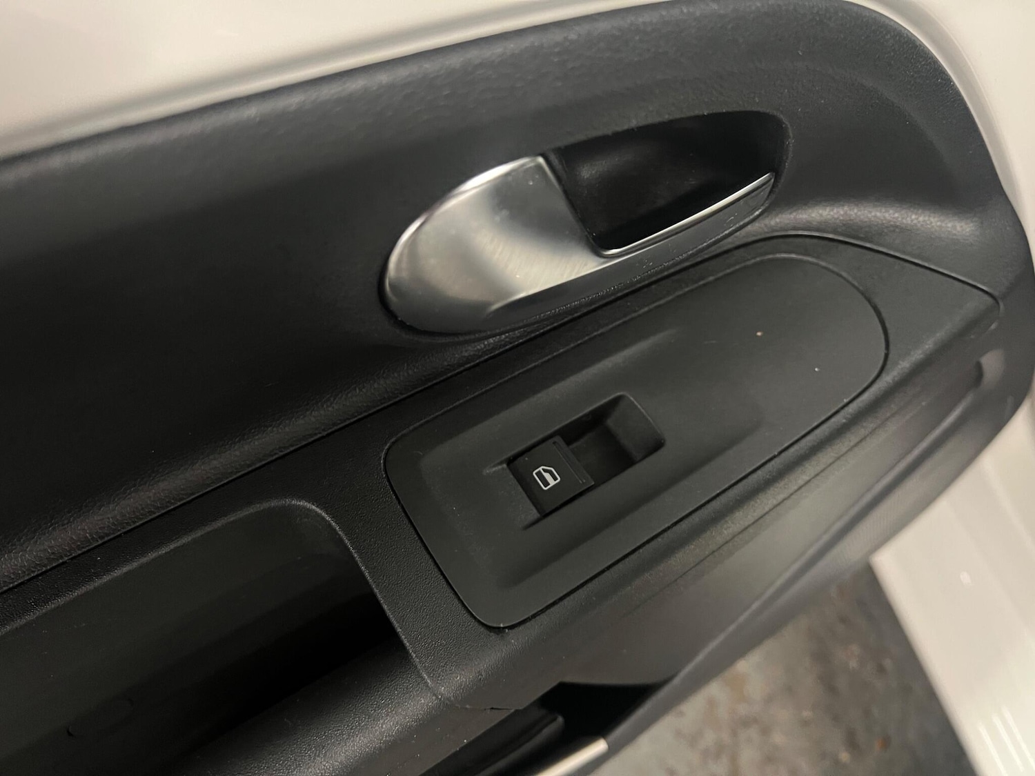 Used Volkswagen up! 2015 for sale - 76584418: Photo 12