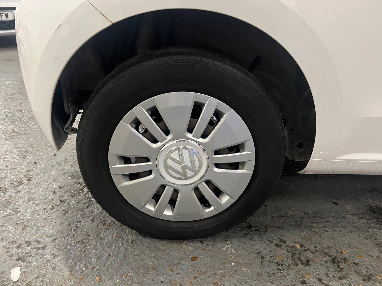 Used Volkswagen up! 2015 for sale - 76584418: Photo 21