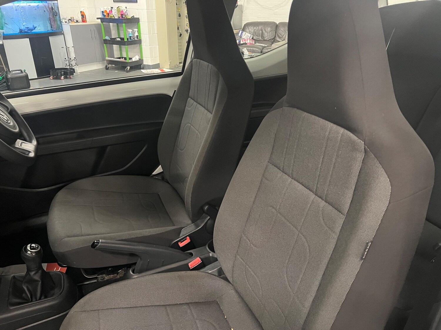 Used Volkswagen up! 2015 for sale - 76584418: Photo 27