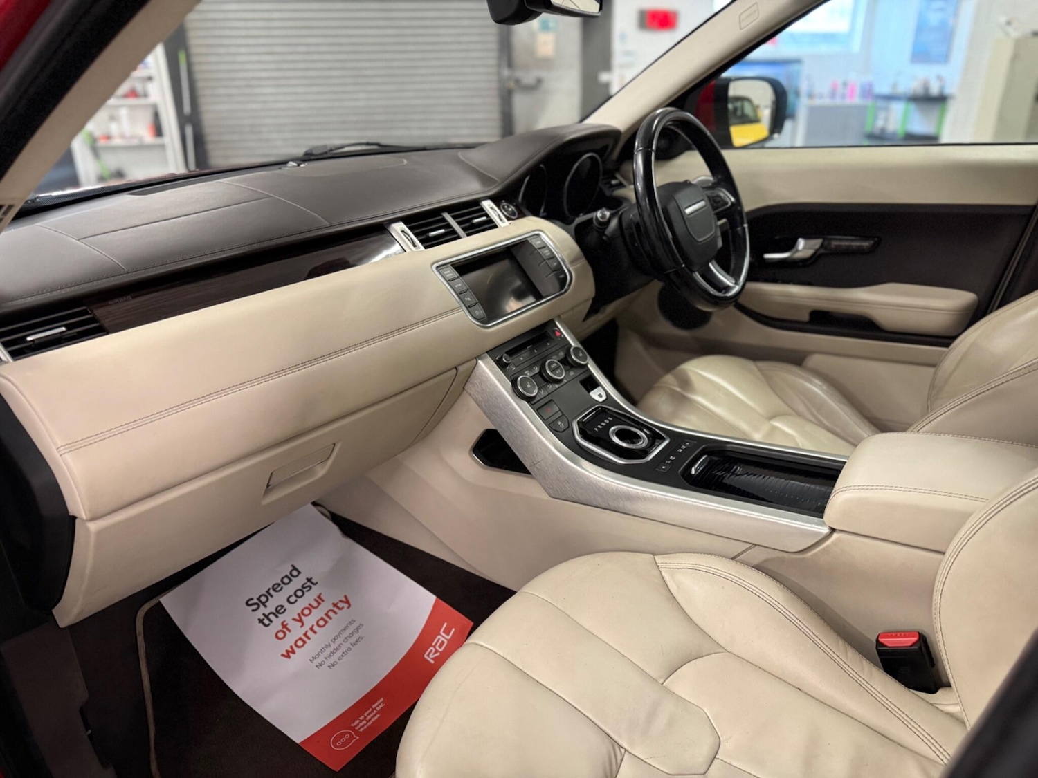 Used Land Rover Range Rover Evoque 2011 for sale - 76512978: Photo 33