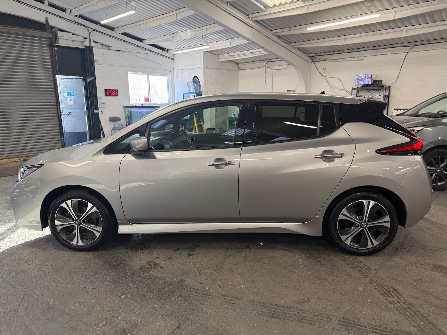 Used Nissan Leaf 2020 for sale - 77091511: Photo 5