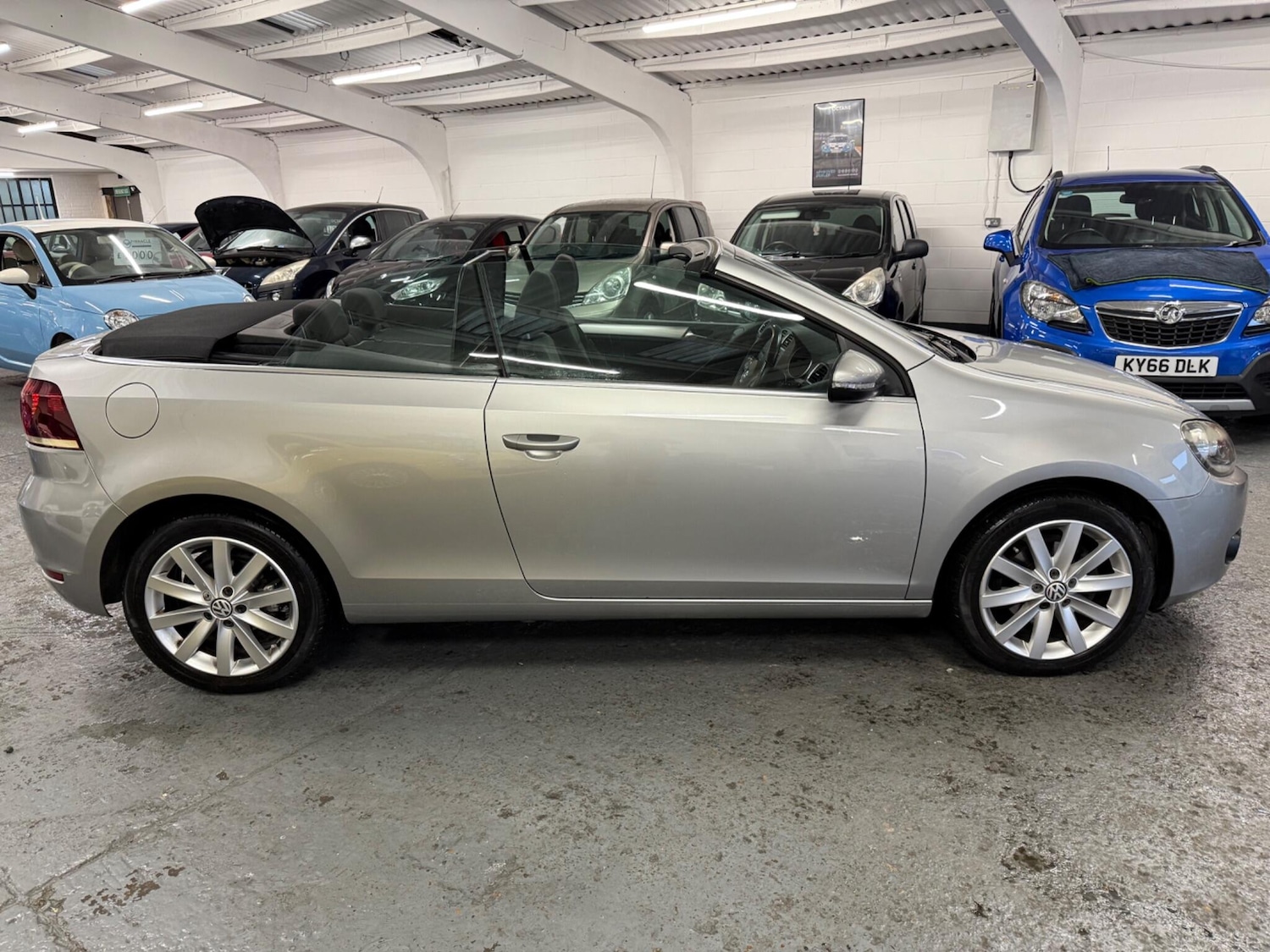 Used Volkswagen Golf 2011 for sale - 76607748: Photo 11