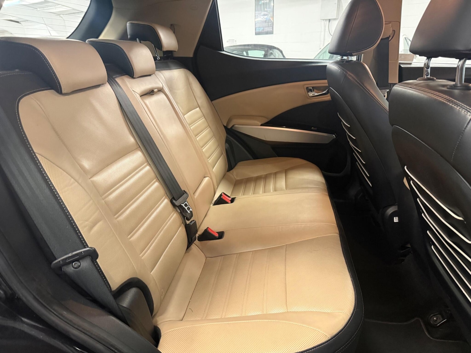 Used Ssangyong Tivoli 2016 for sale - 76849849: Photo 13