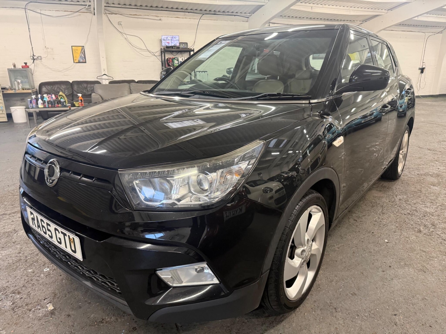 Used Ssangyong Tivoli 2016 for sale - 76849849: Photo 3