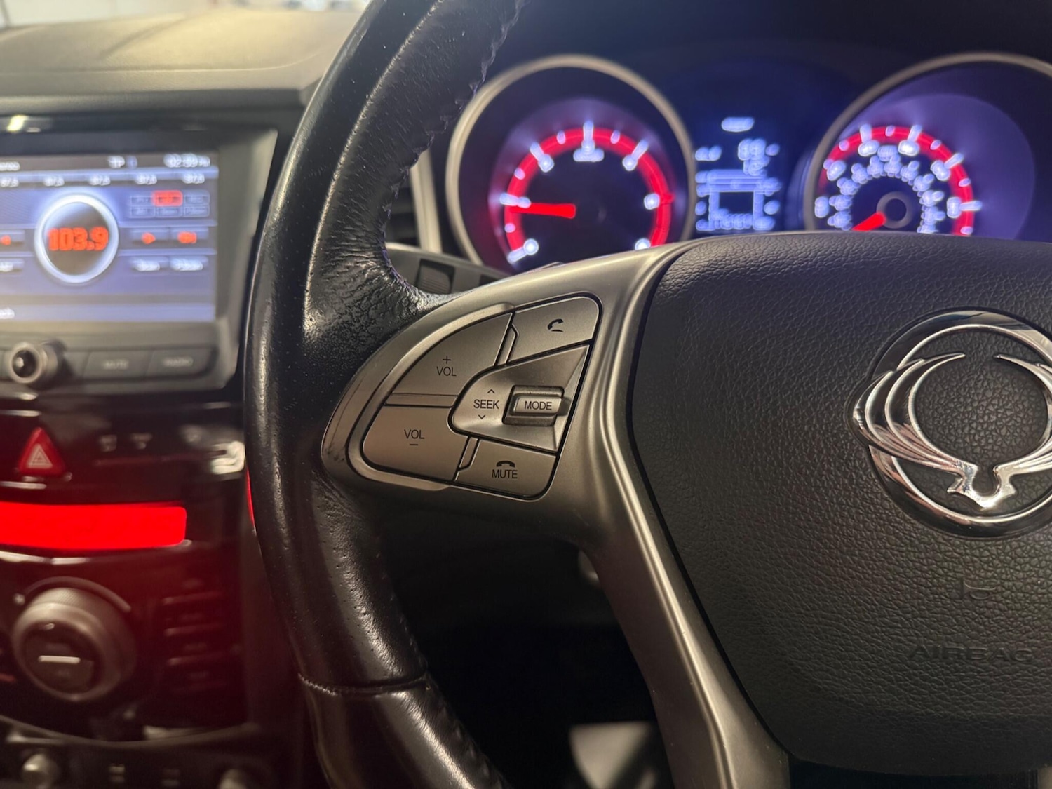 Used Ssangyong Tivoli 2016 for sale - 76849849: Photo 35