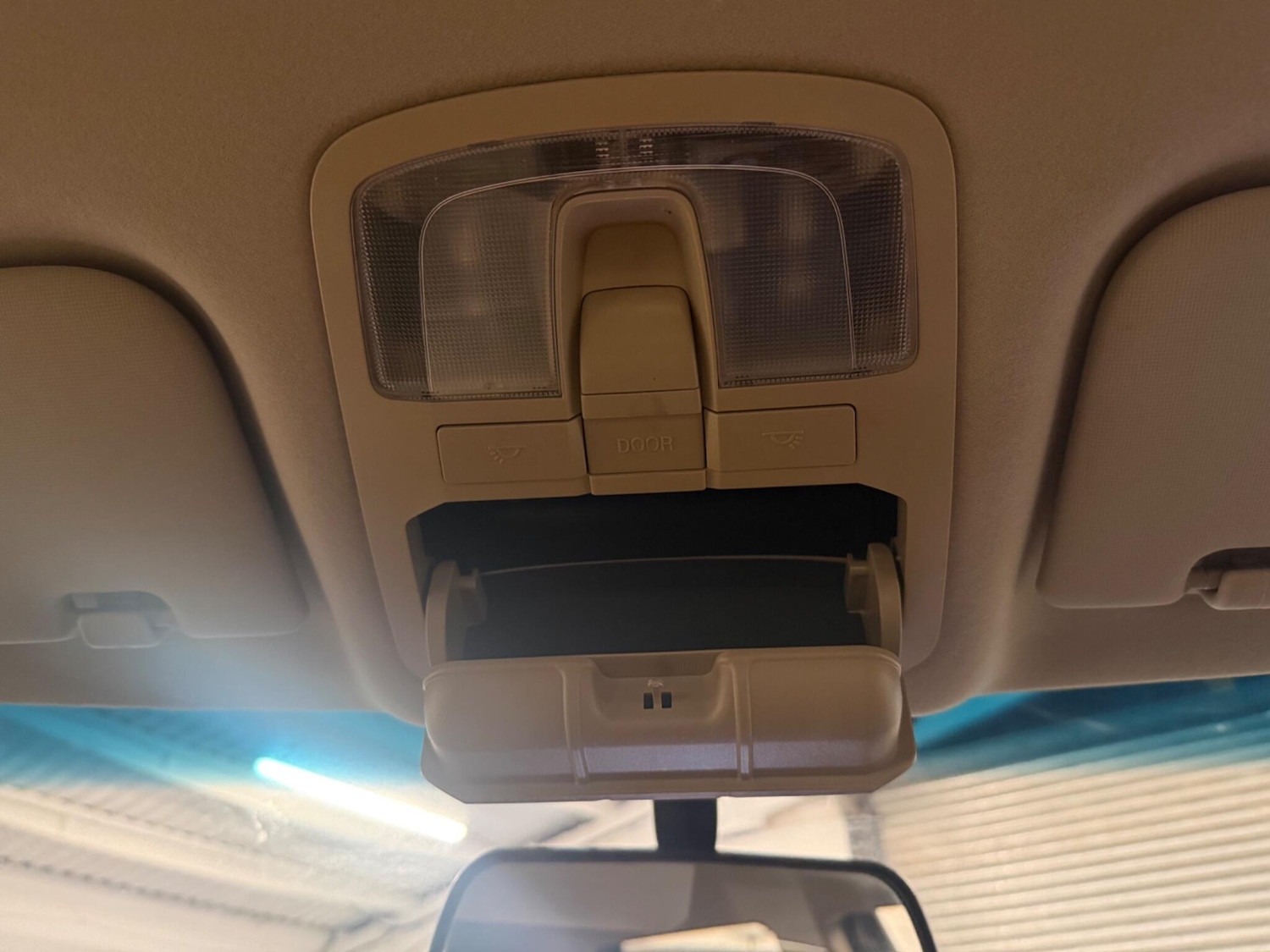 Used Ssangyong Tivoli 2016 for sale - 76849849: Photo 36