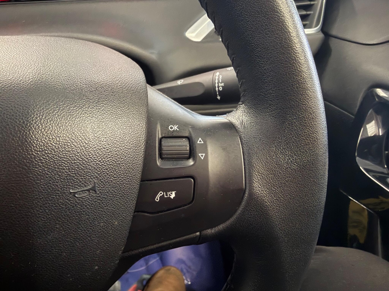 Used Peugeot 208 2014 for sale - 77612821: Photo 14