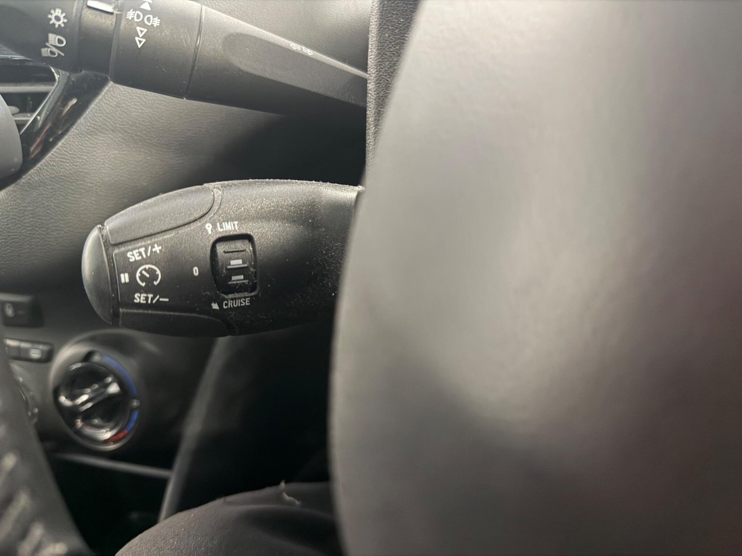 Used Peugeot 208 2014 for sale - 77612821: Photo 16