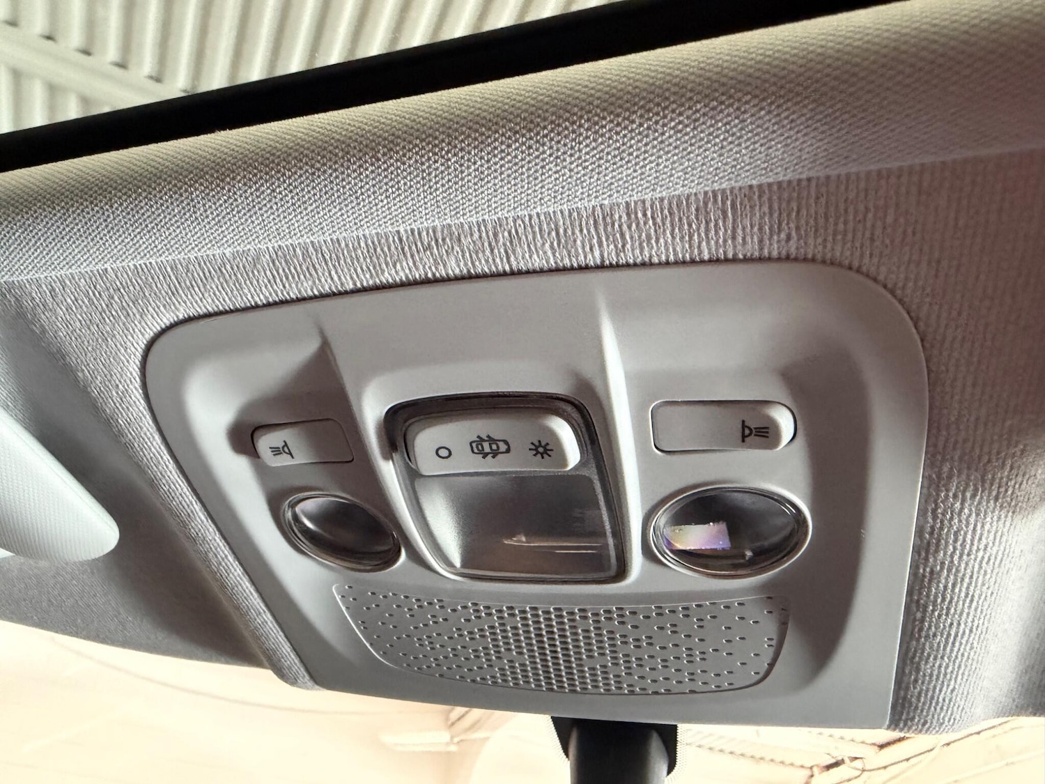 Used Peugeot 208 2014 for sale - 77612821: Photo 17