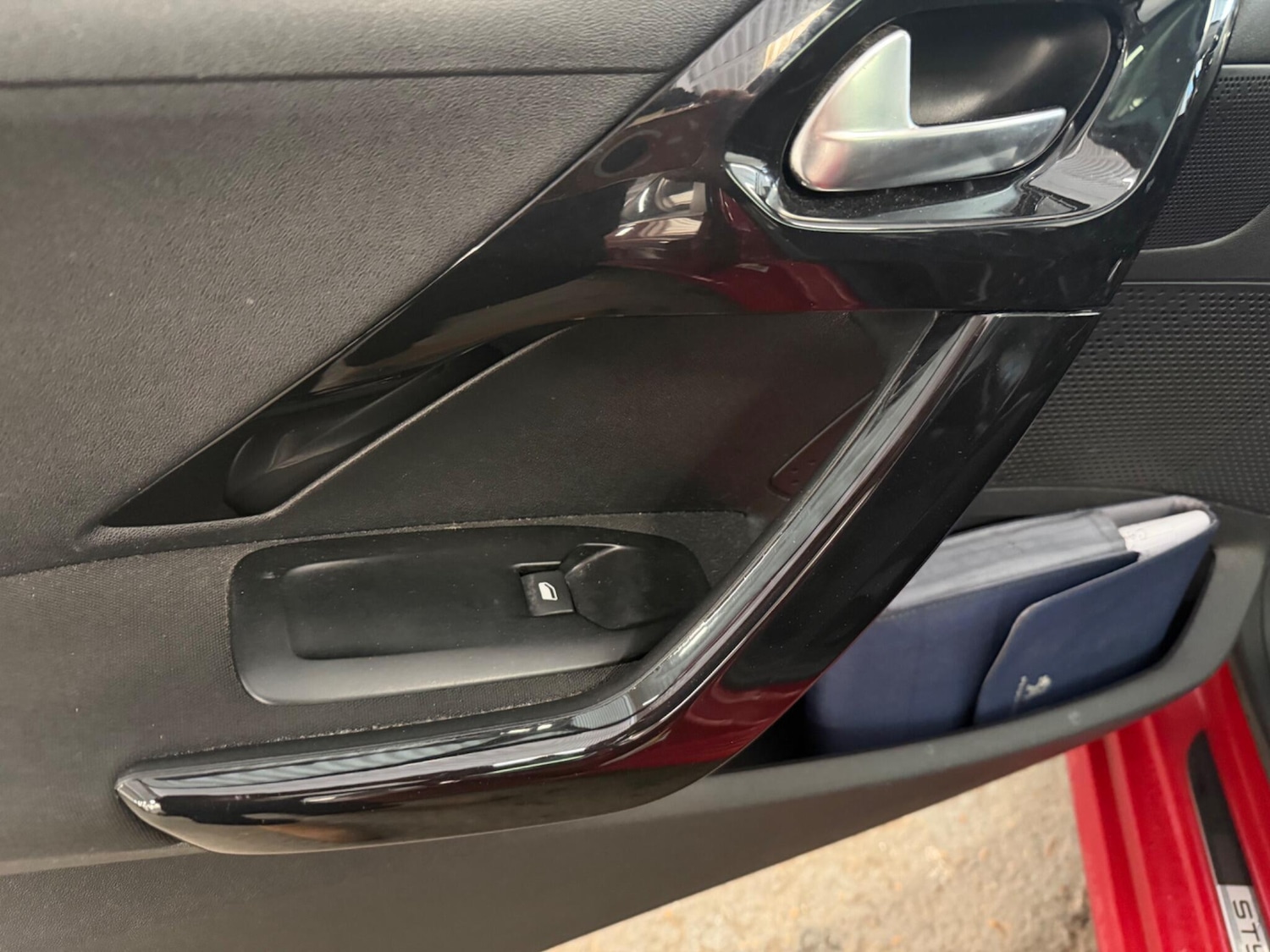 Used Peugeot 208 2014 for sale - 77612821: Photo 20