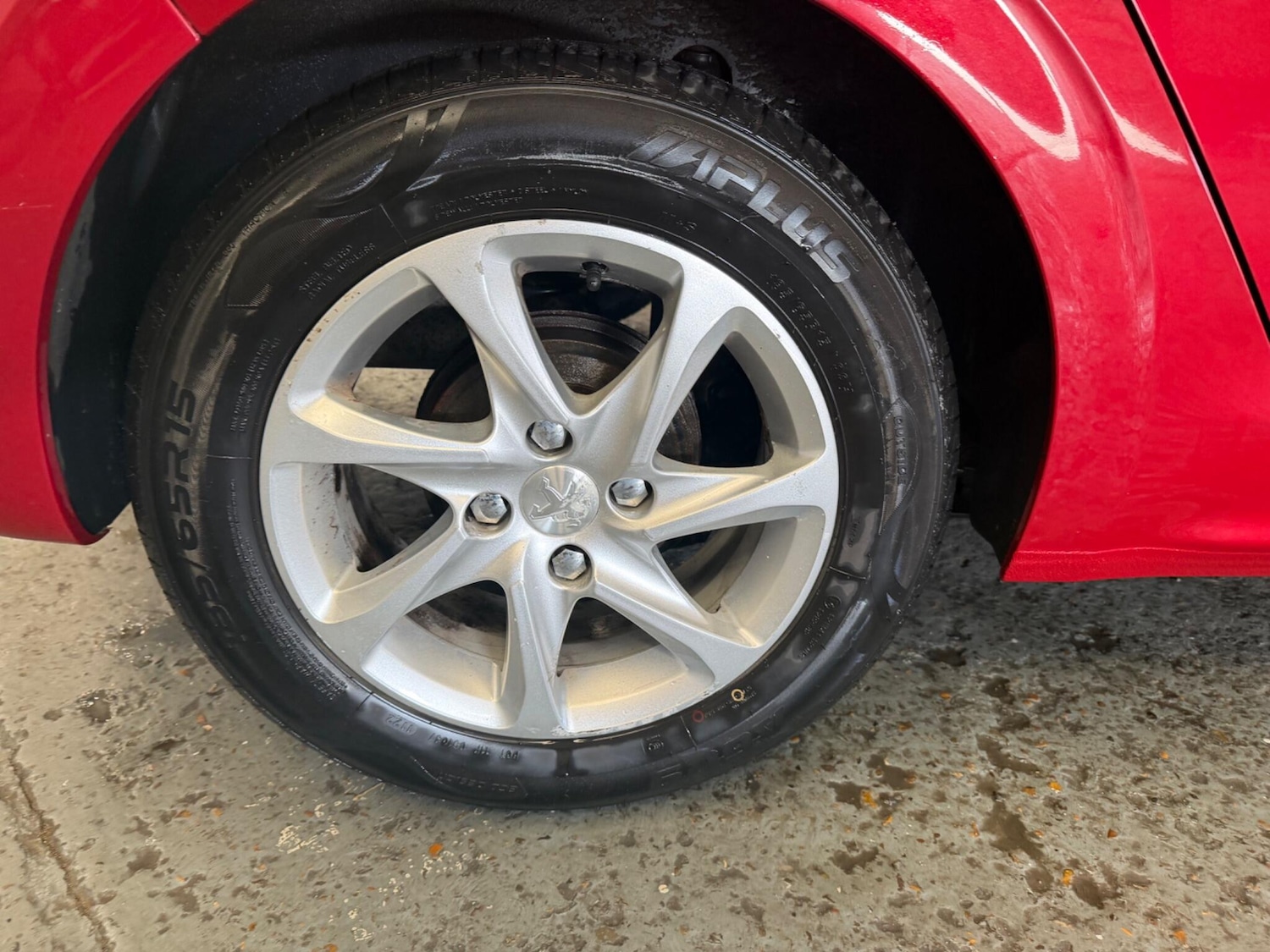 Used Peugeot 208 2014 for sale - 77612821: Photo 25