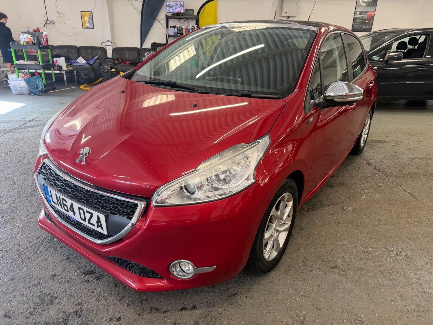 Used Peugeot 208 2014 for sale - 77612821: Photo 3
