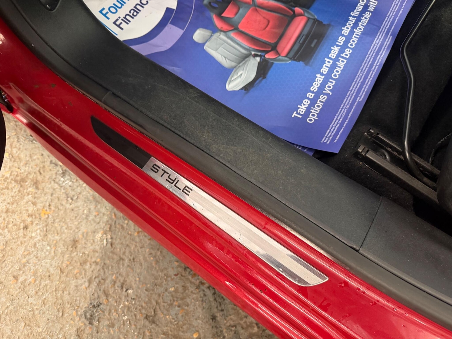 Used Peugeot 208 2014 for sale - 77612821: Photo 36