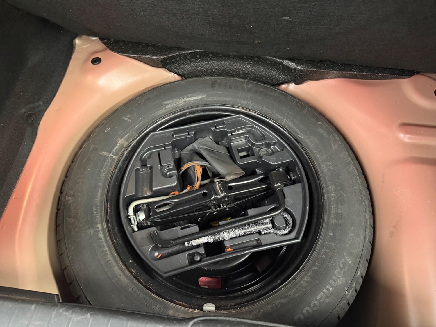 Used Peugeot 208 2014 for sale - 77612821: Photo 37