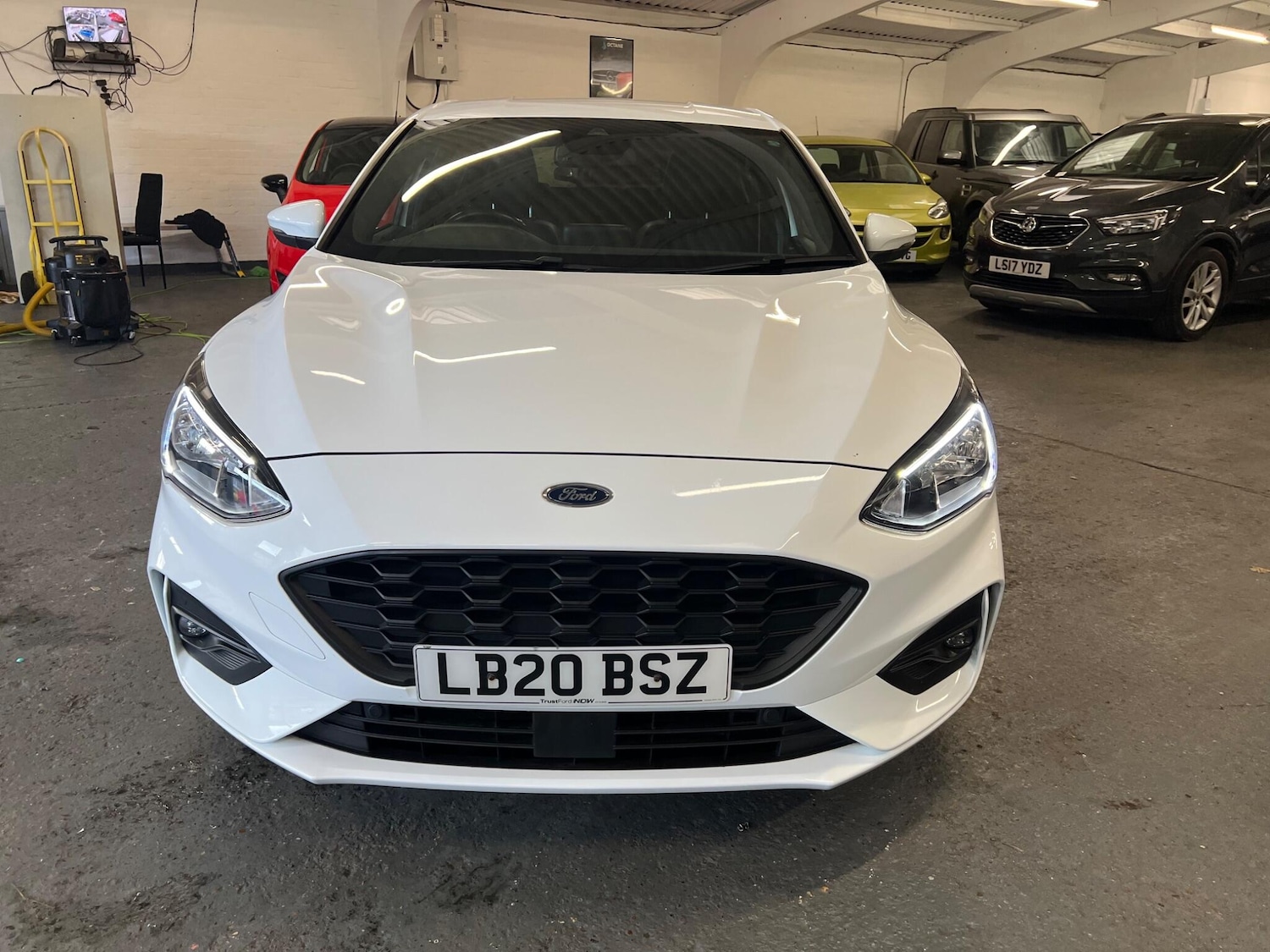 Used Ford Focus for sale - 77993721: Photo 2