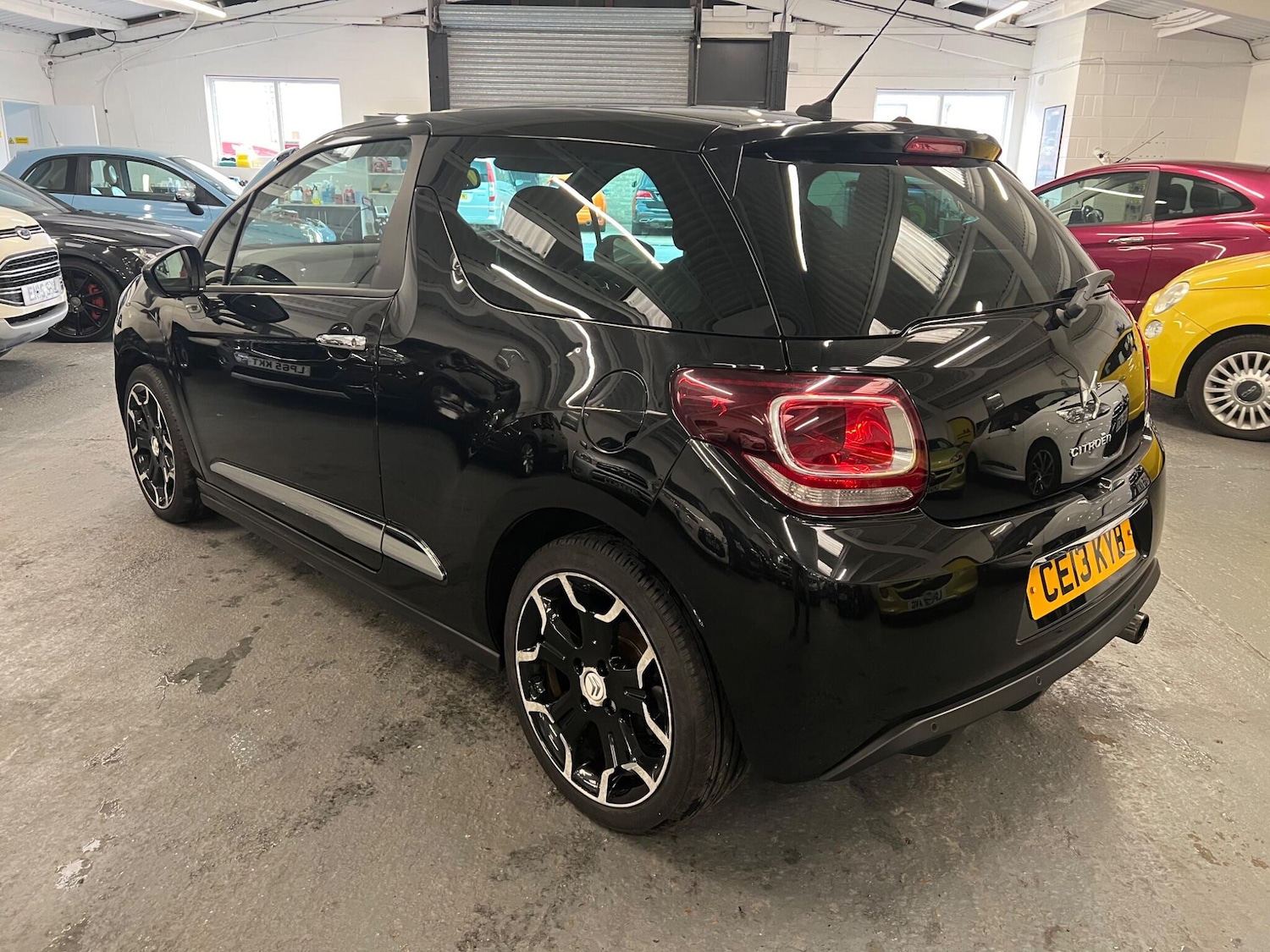 Used Citroen DS3 2013 for sale - 76371391: Photo 4